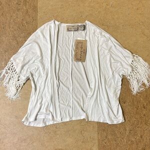 NWT Life Style Fringe sleeve cardigan
